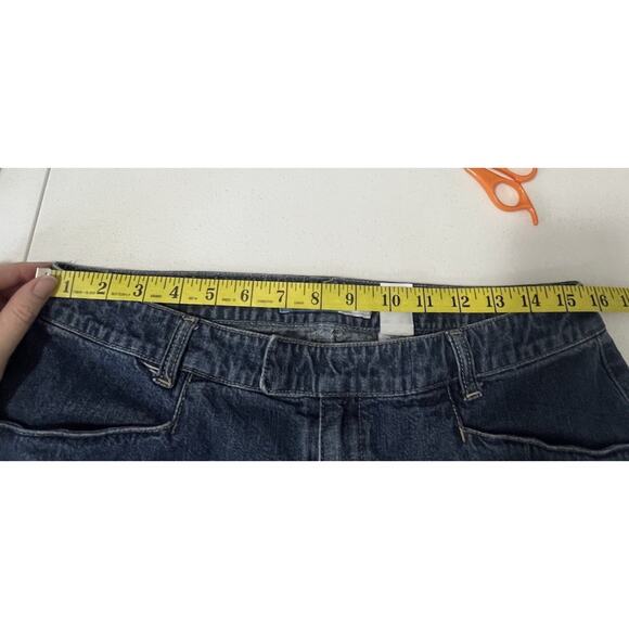 Liz Claiborne Woman’s Jeans Trouser Fit Size 12 Blue Denim 100% Cotton Wide Leg - Picture 3 of 9
